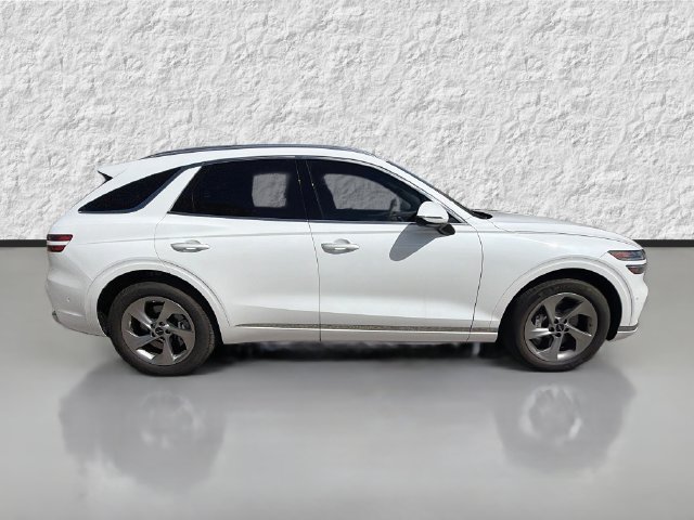 Used 2026 Genesis GV70 2.5T Advanced w/ G1 Accessory Package AWD/4WD image 2