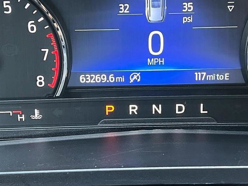 Used 2021 Ford Explorer XLT w/ Equipment Group 202A RWD image 25