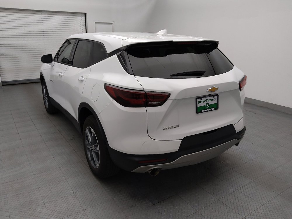 Used 2024 Chevrolet Blazer LT w/ Driver Confidence Package FWD image 5