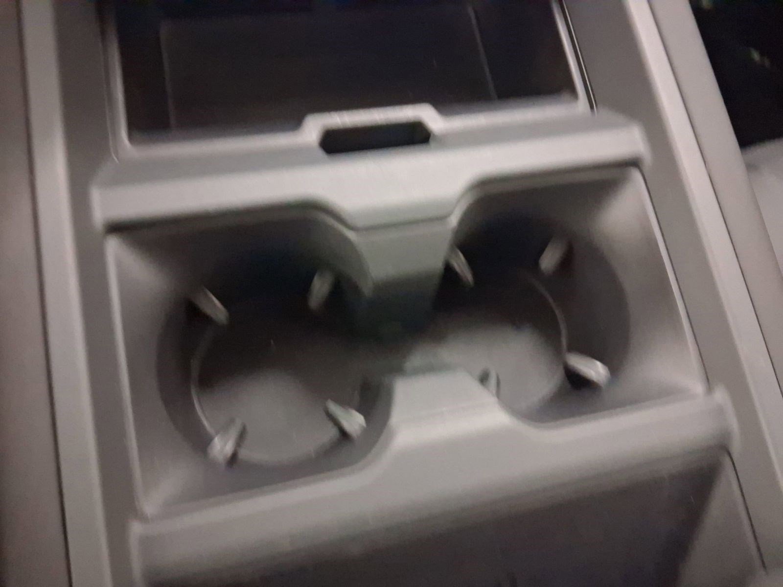 Used 2025 Land Rover Defender 90 S image 25