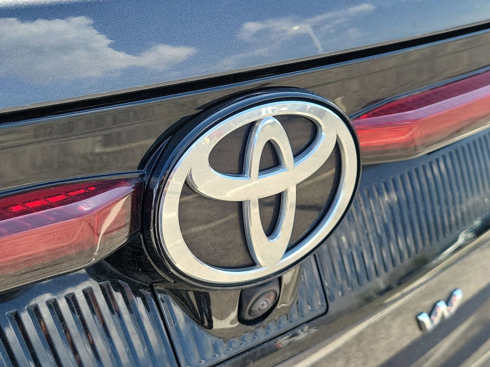 Used 2024 Toyota Crown AWD/4WD image 6
