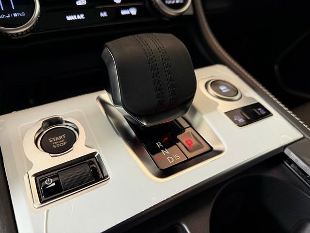 Certified 2026 Jaguar F-PACE R-Dynamic S image 28