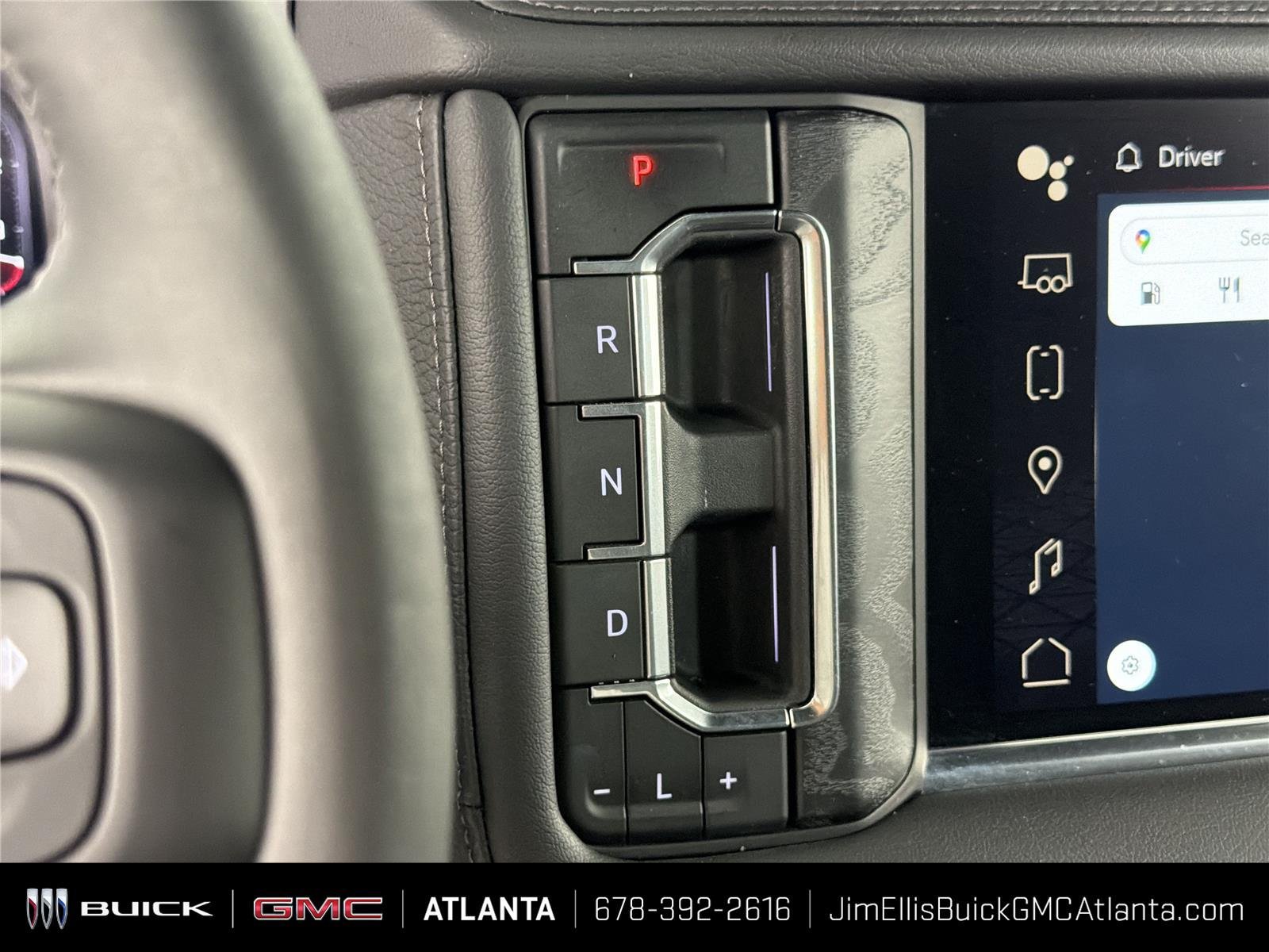 Used 2024 GMC Yukon XL Denali RWD image 33