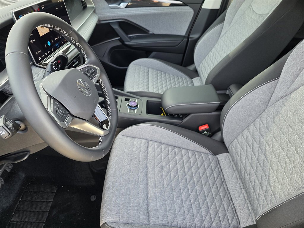 New 2026 Volkswagen Tiguan S image 9