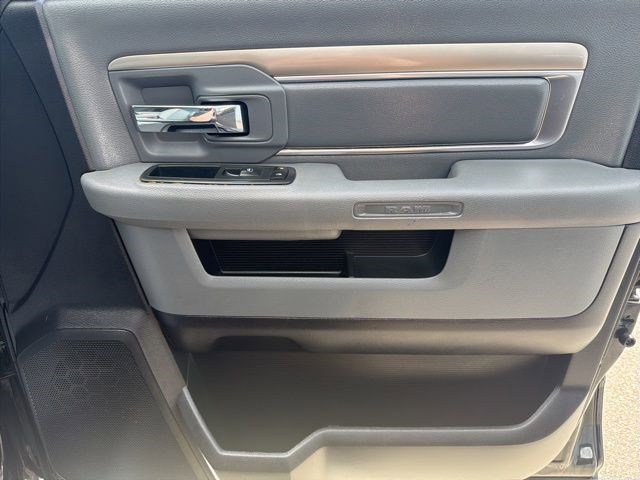 Used 2017 RAM 2500 SLT AWD/4WD image 19