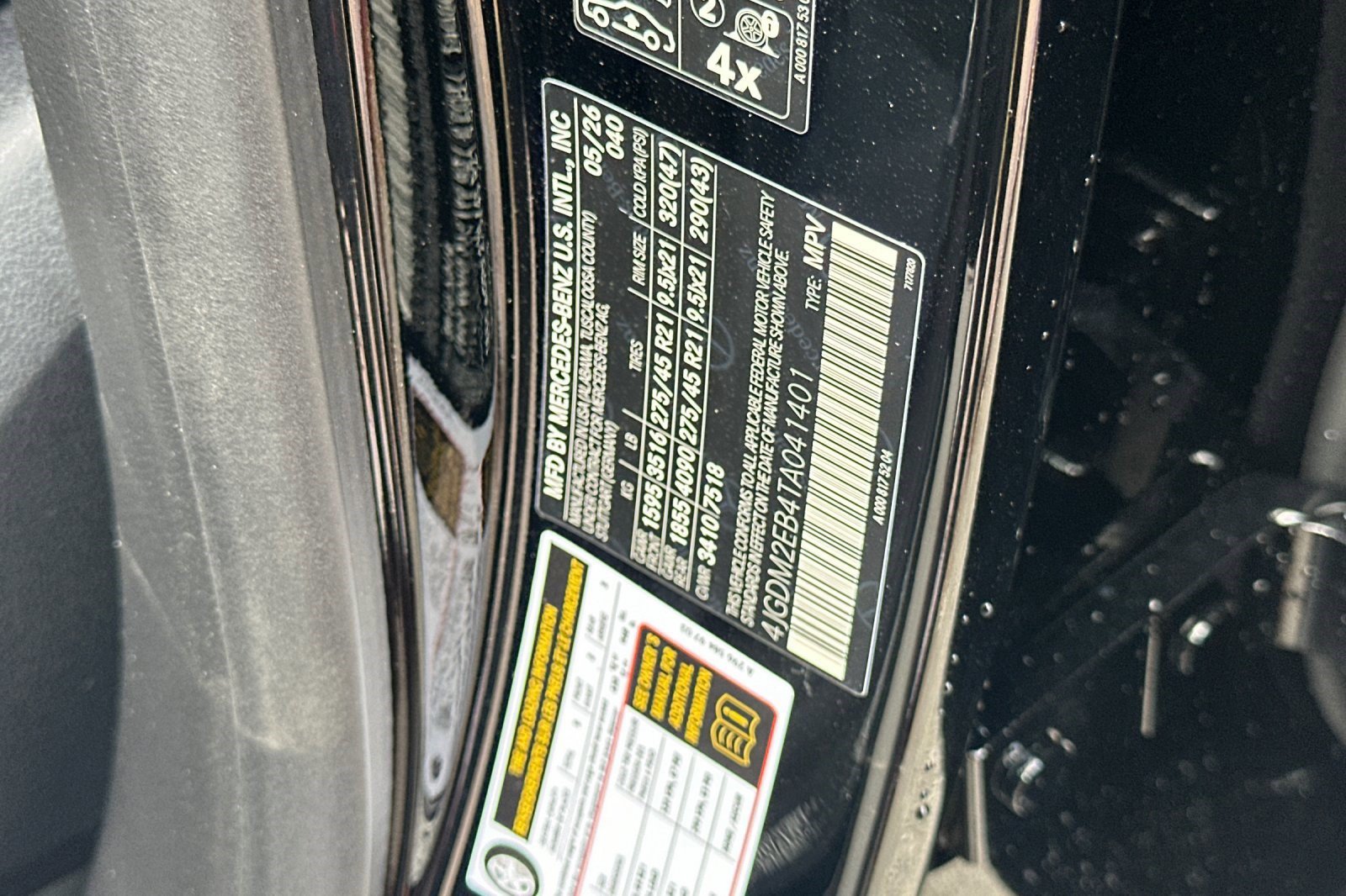 New 2026 Mercedes-Benz EQS 400 4MATIC SUV image 18