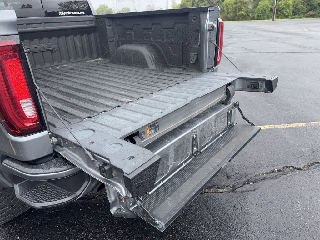 Used 2021 GMC Sierra 1500 AT4 w/ AT4 Premium Package image 12