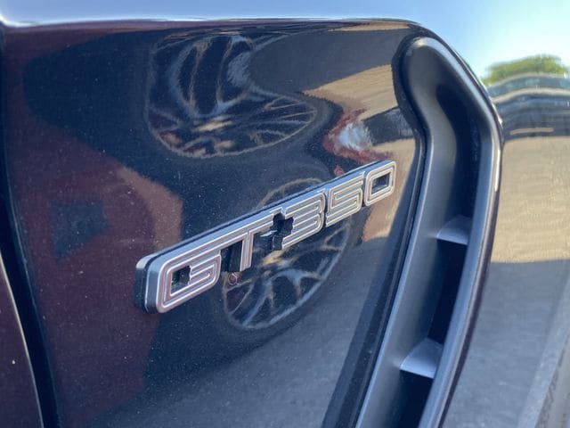 Used 2016 Ford Mustang Shelby GT350 w/ Track Package RWD image 9