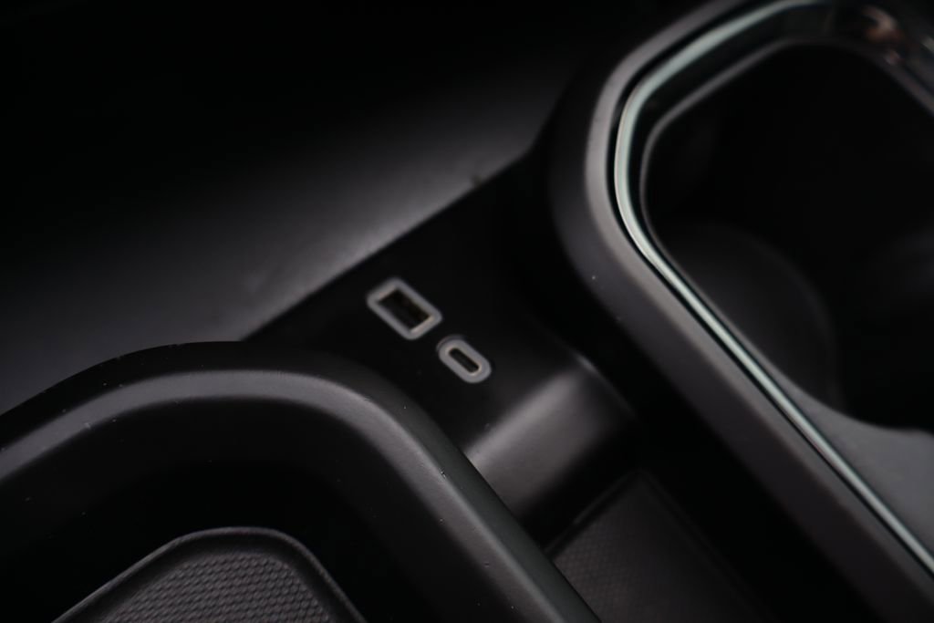 Used 2024 GMC Sierra 2500 AT4X image 29