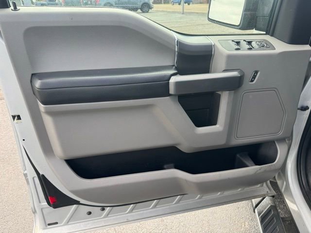 Used 2018 Ford F150 XLT w/ Equipment Group 302A Luxury AWD/4WD image 19