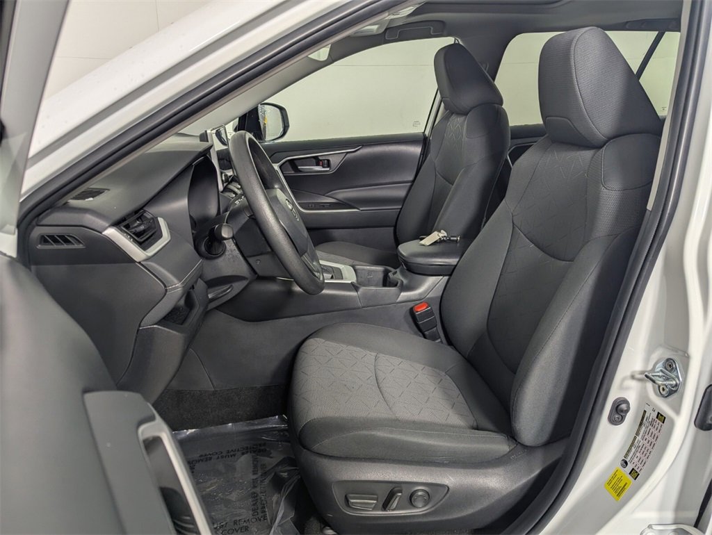 Used 2024 Toyota RAV4 XLE image 12