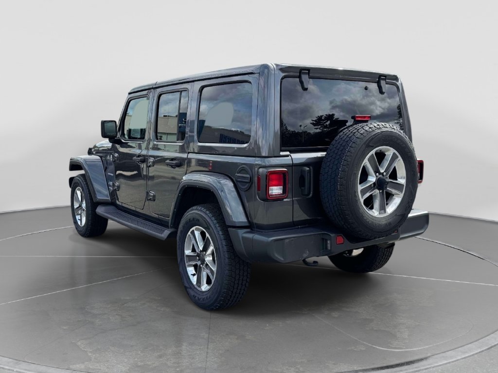 Used 2022 Jeep Wrangler Unlimited Sahara w/ Cold Weather Group AWD/4WD image 5