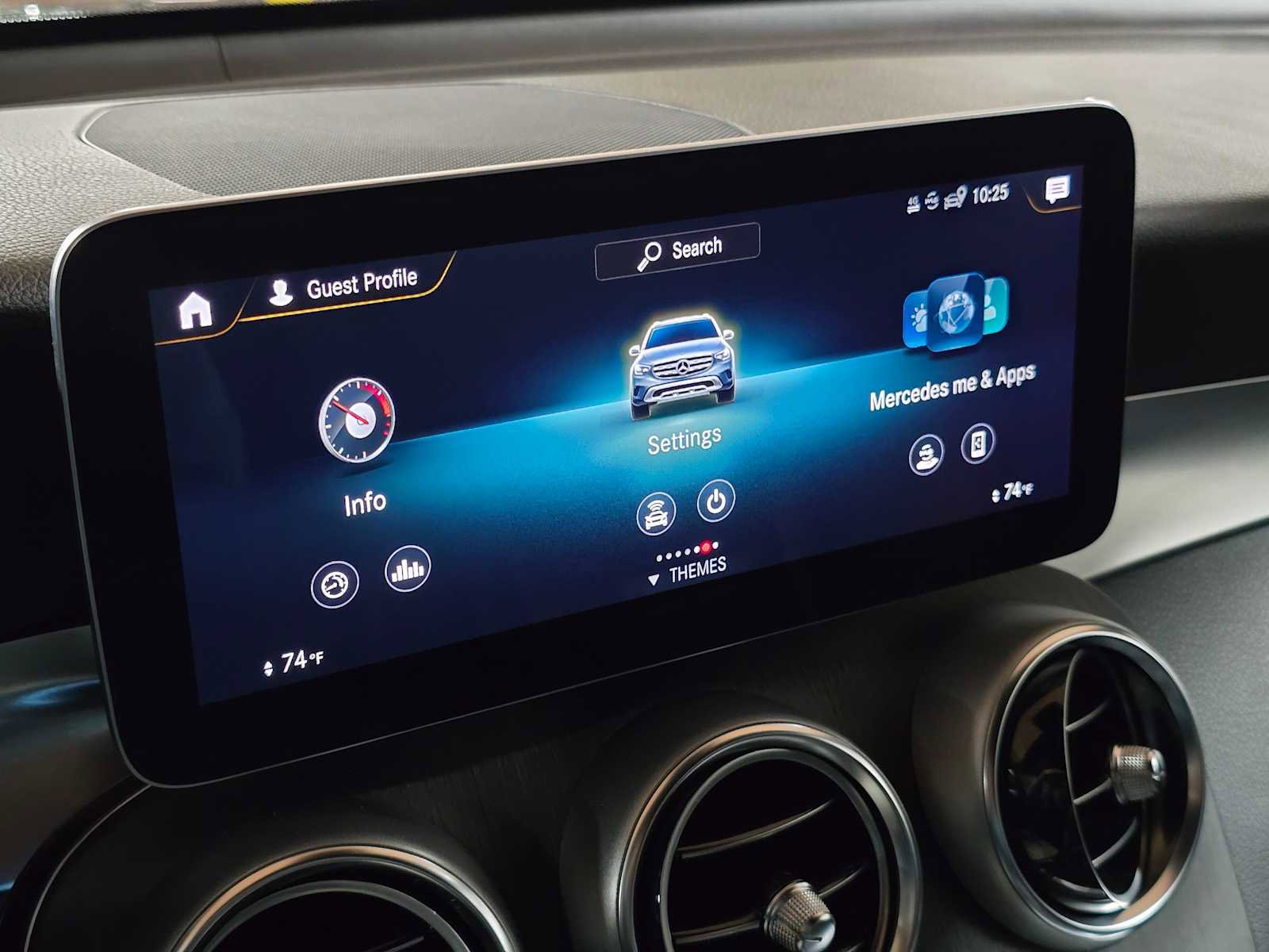 Used 2022 Mercedes-Benz GLC 300 GLC 300 image 29