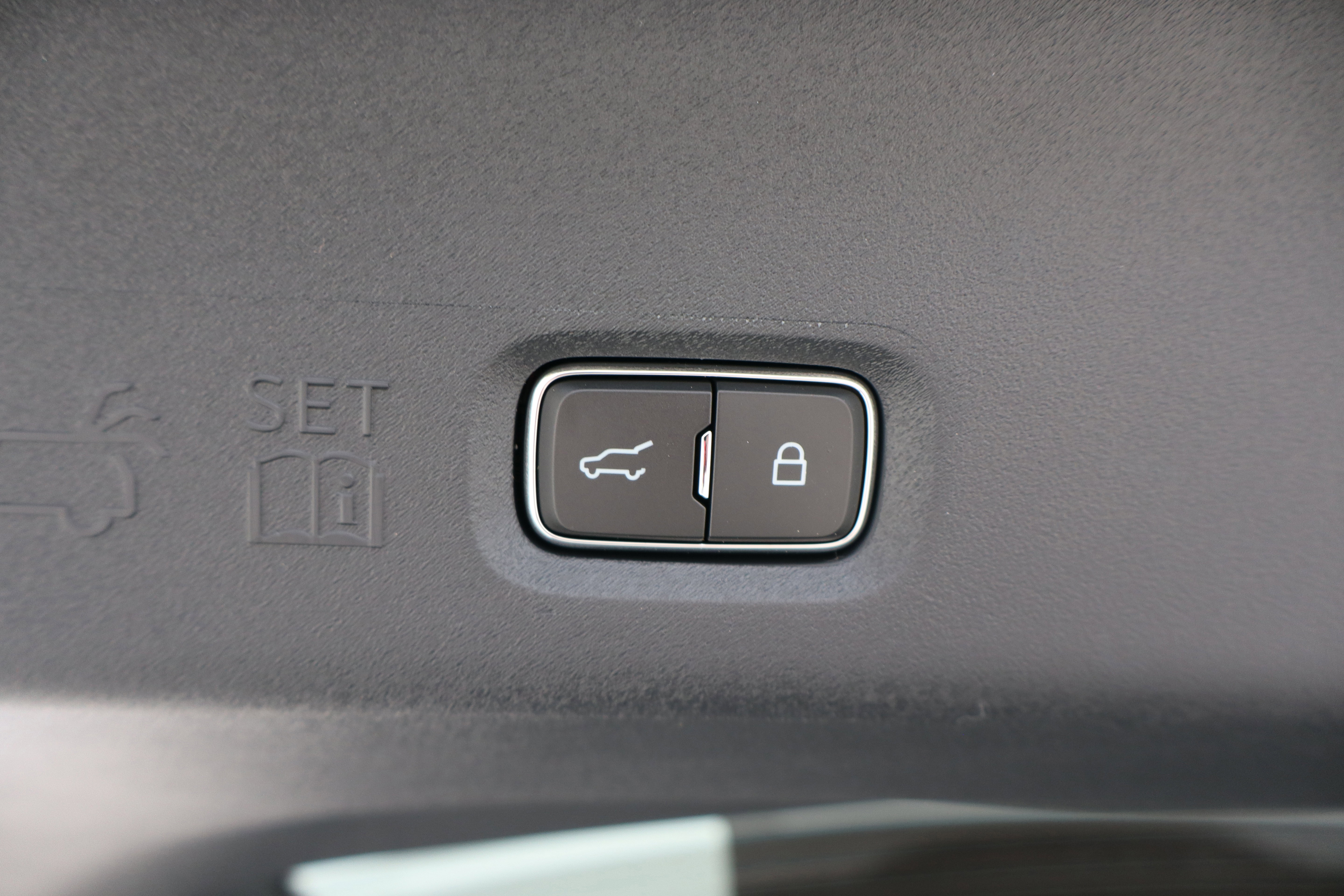 New 2025 Ford Expedition Active image 29