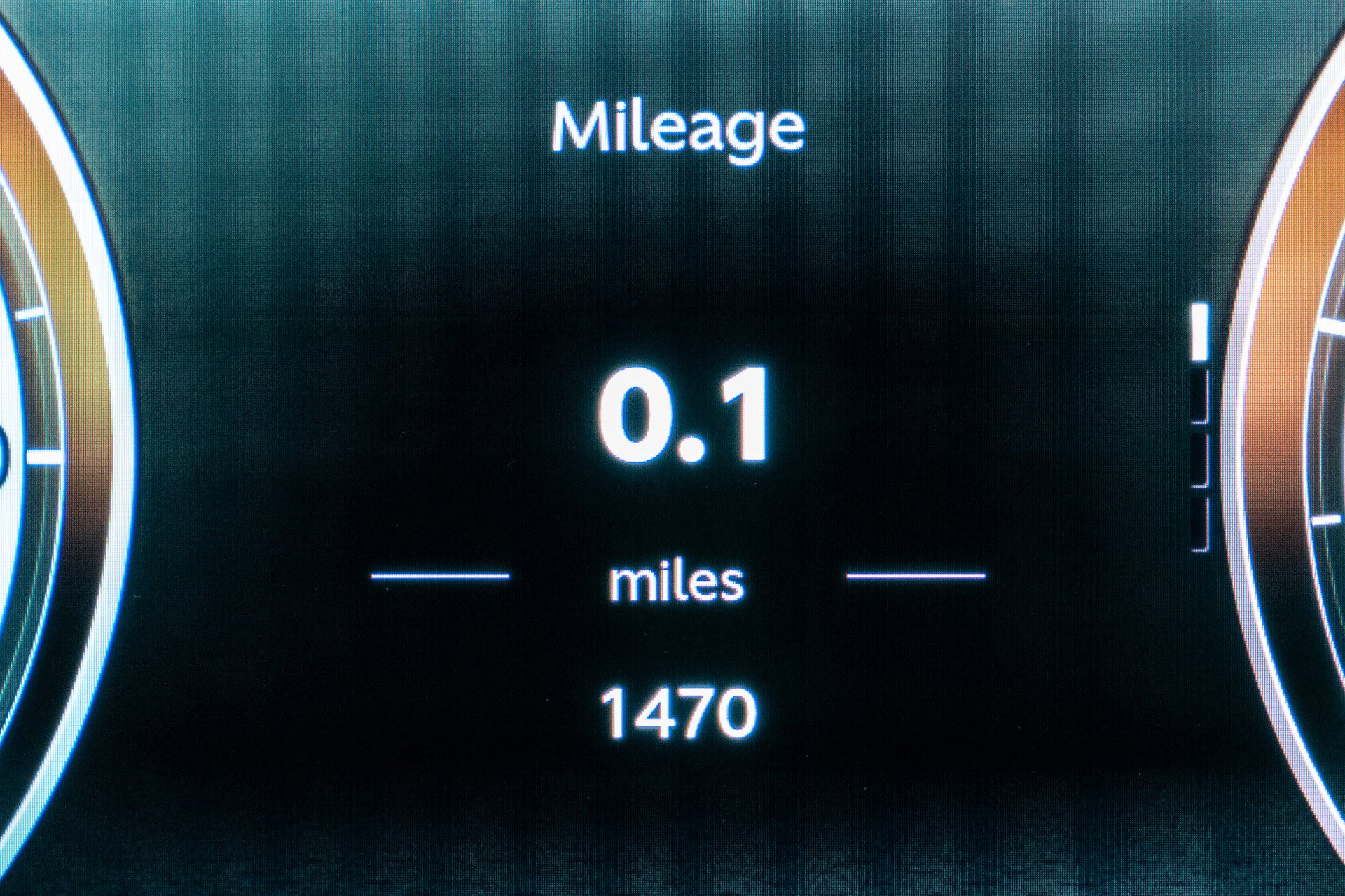 Used 2024 Aston Martin DB12 Coupe image 20