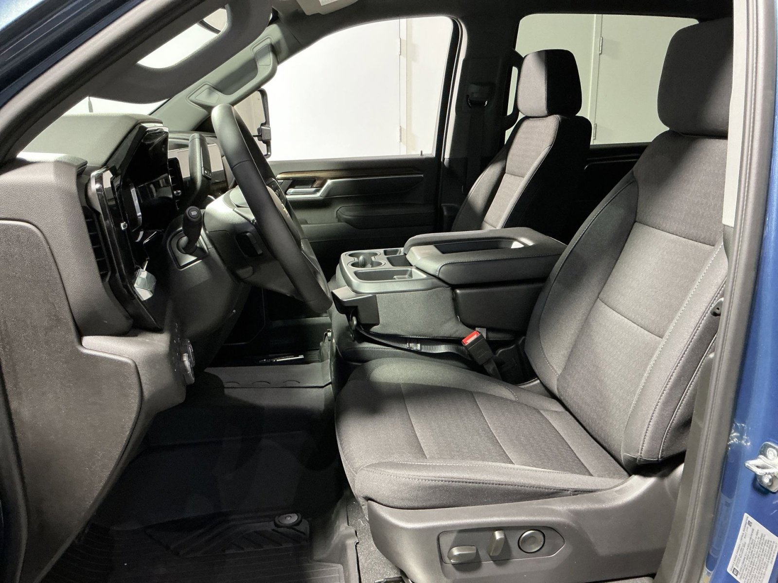 New 2026 Chevrolet Silverado 2500 LT image 21