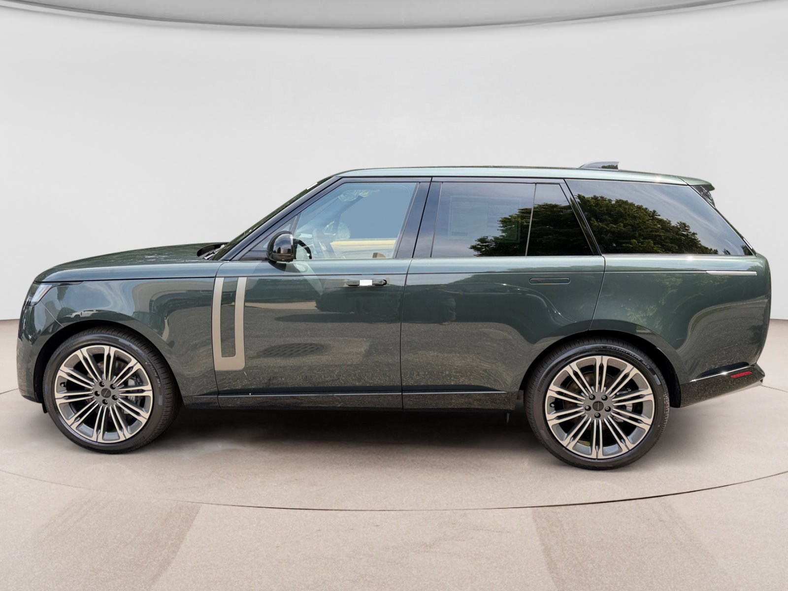 New 2026 Land Rover Range Rover SE AWD/4WD image 2