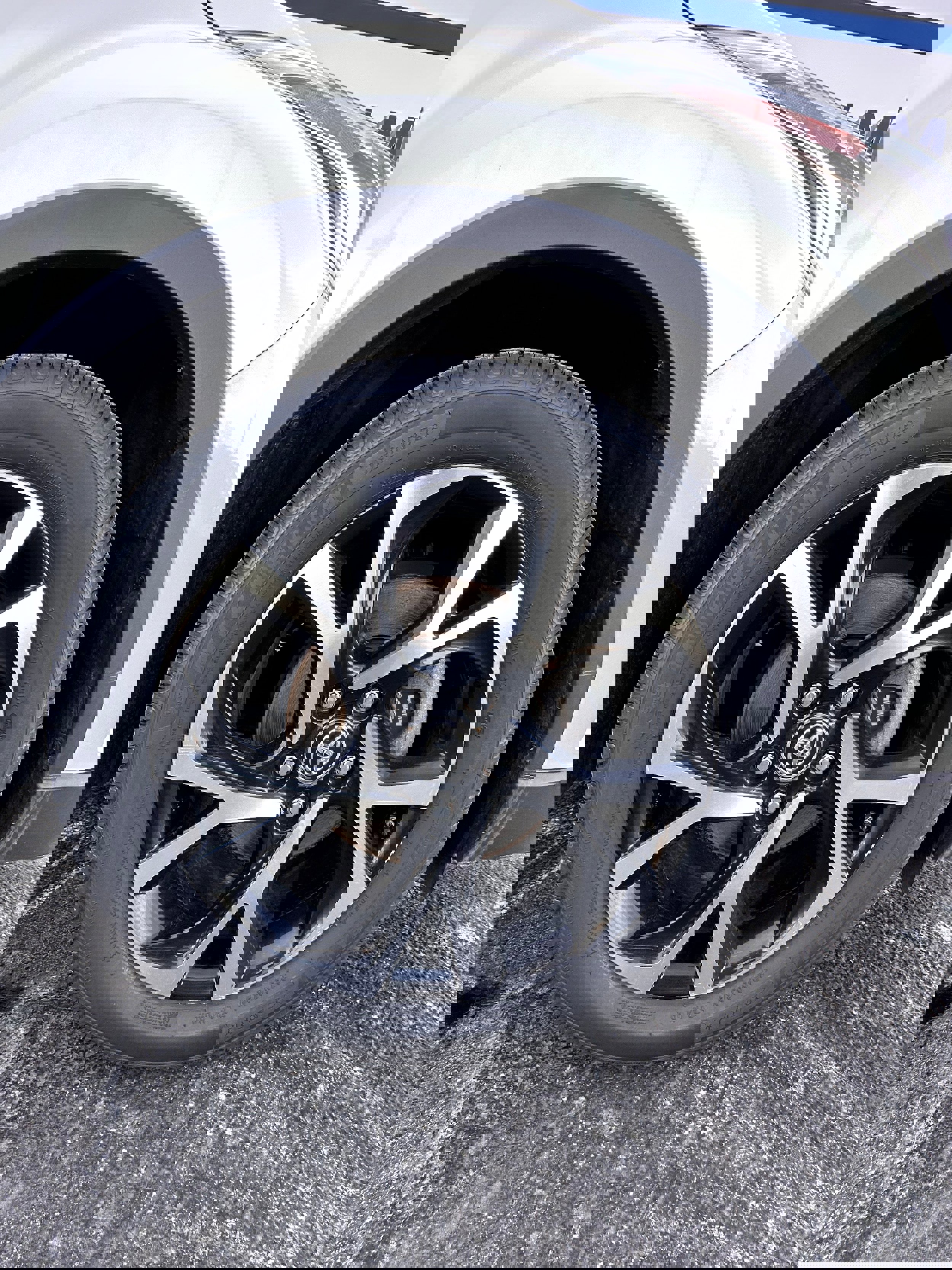 Used 2018 Toyota C-HR image 6