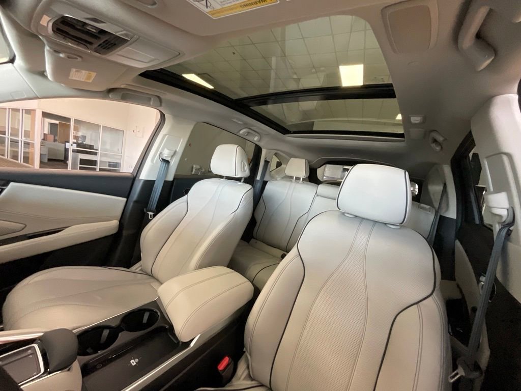 Certified 2026 Acura RDX SH-AWD w/ Advance Package image 10