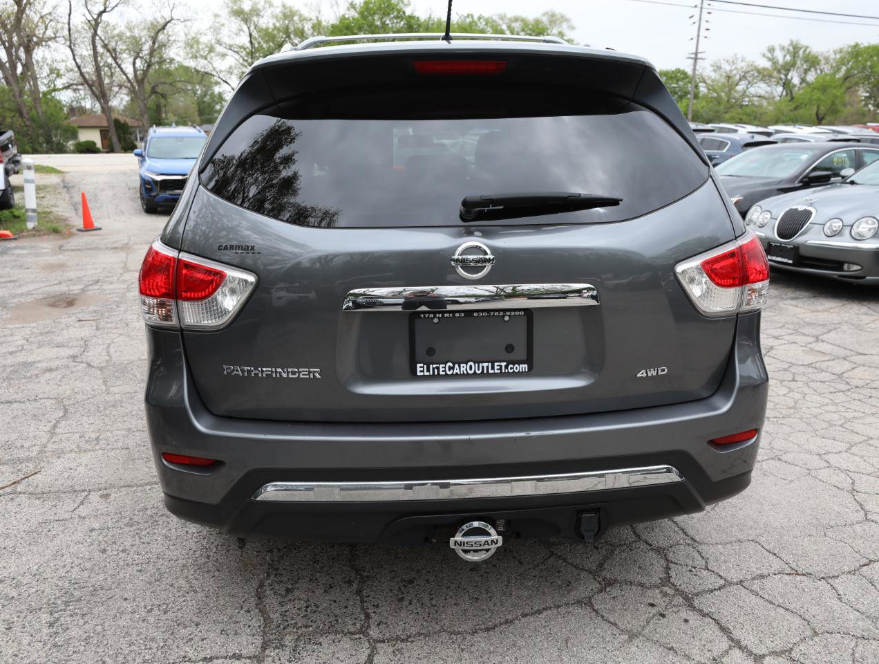 Used 2015 Nissan Pathfinder S AWD/4WD image 7