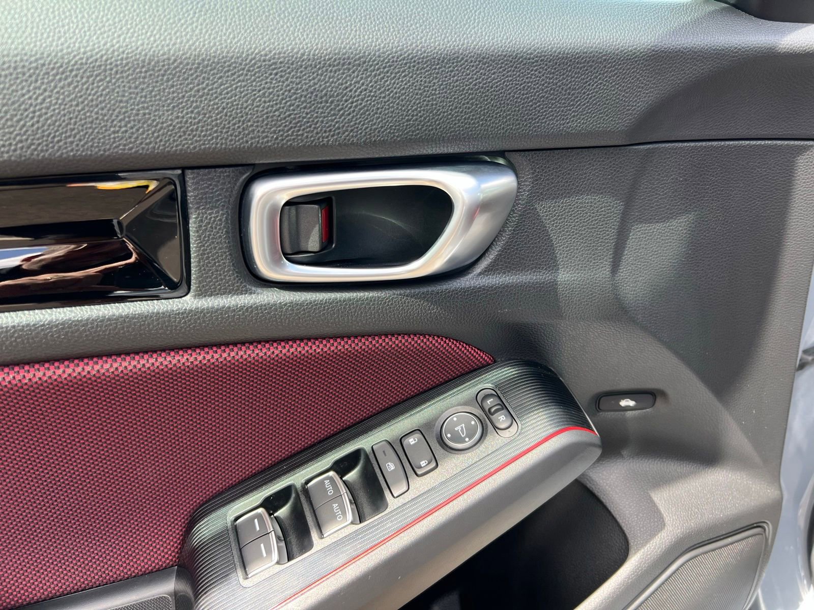 Used 2024 Honda Civic Si image 25