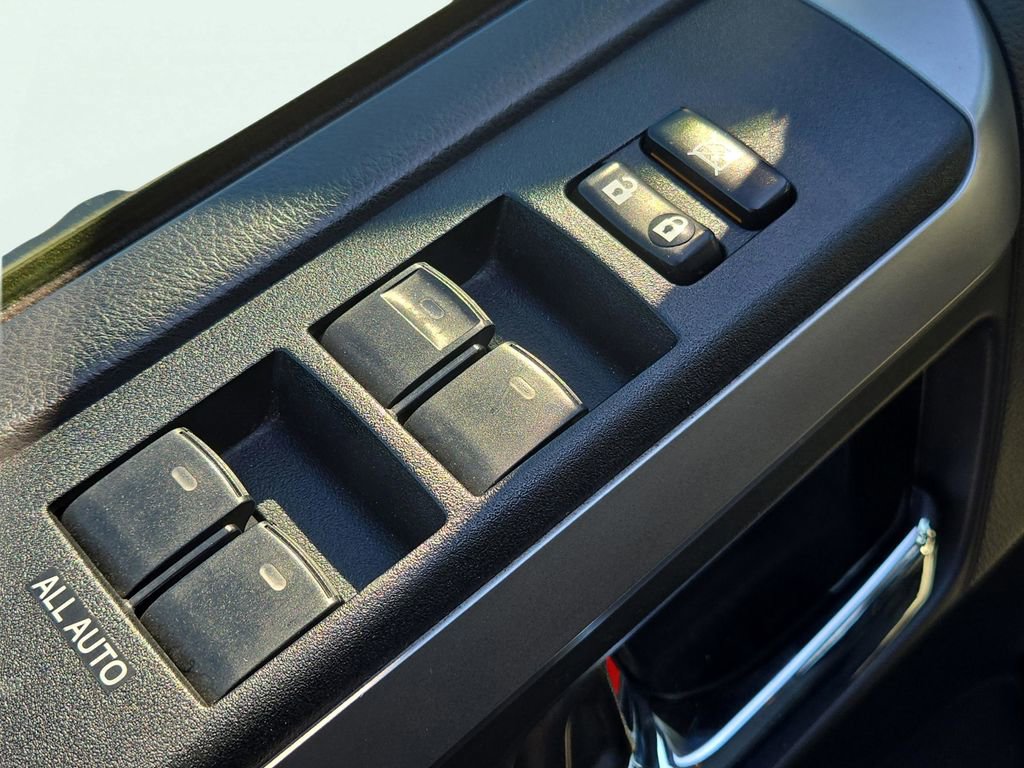 Used 2019 Toyota 4Runner SR5 image 16