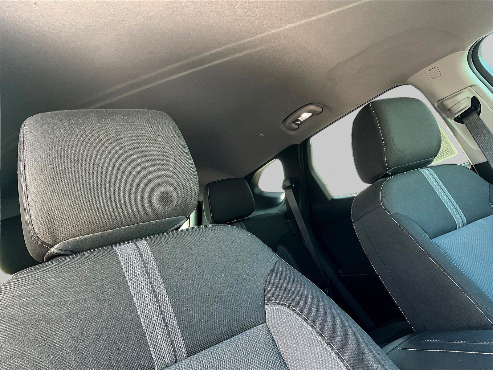 Used 2024 Chevrolet Blazer LT FWD image 27