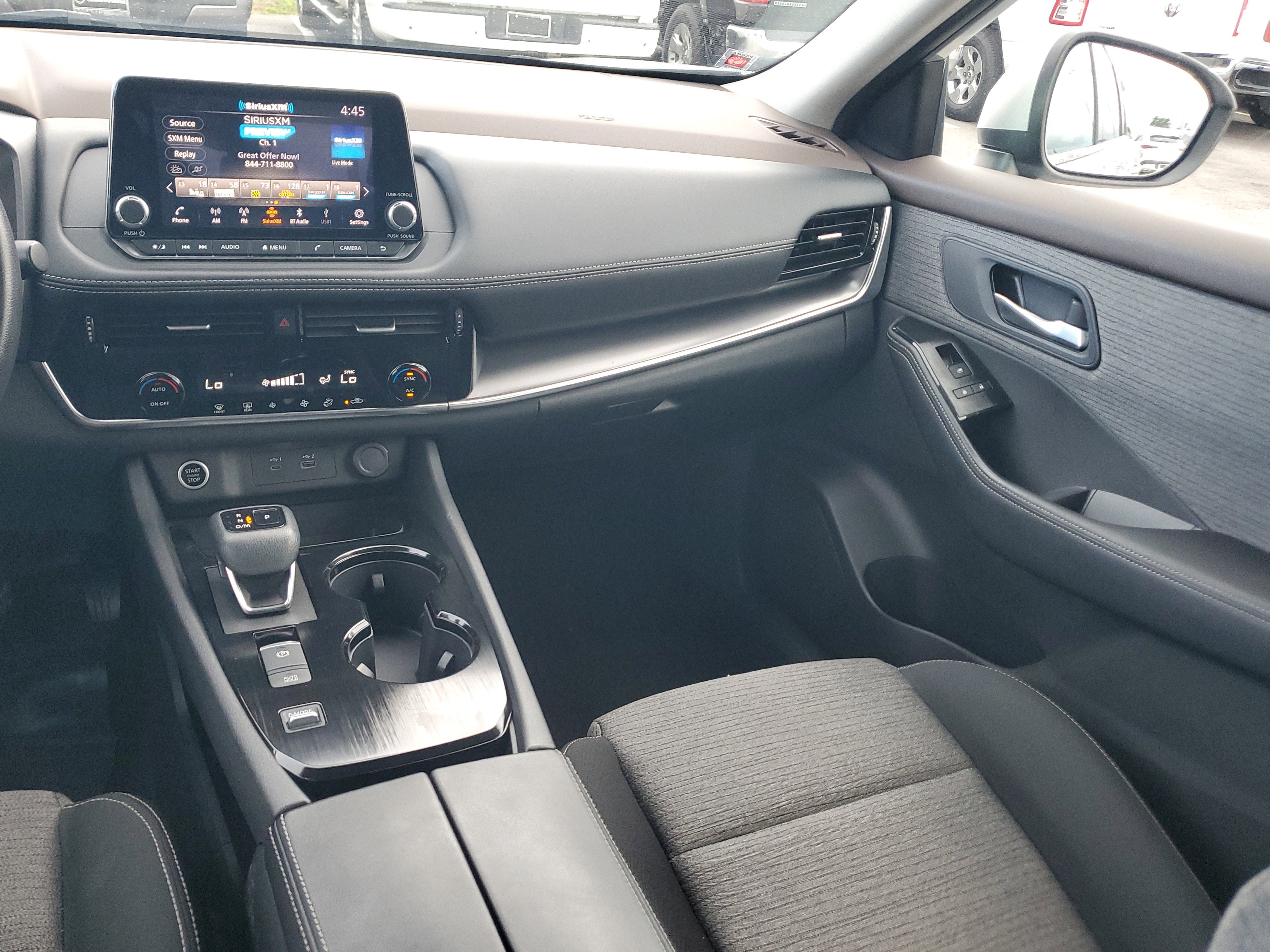 Certified 2022 Nissan Rogue SV image 17