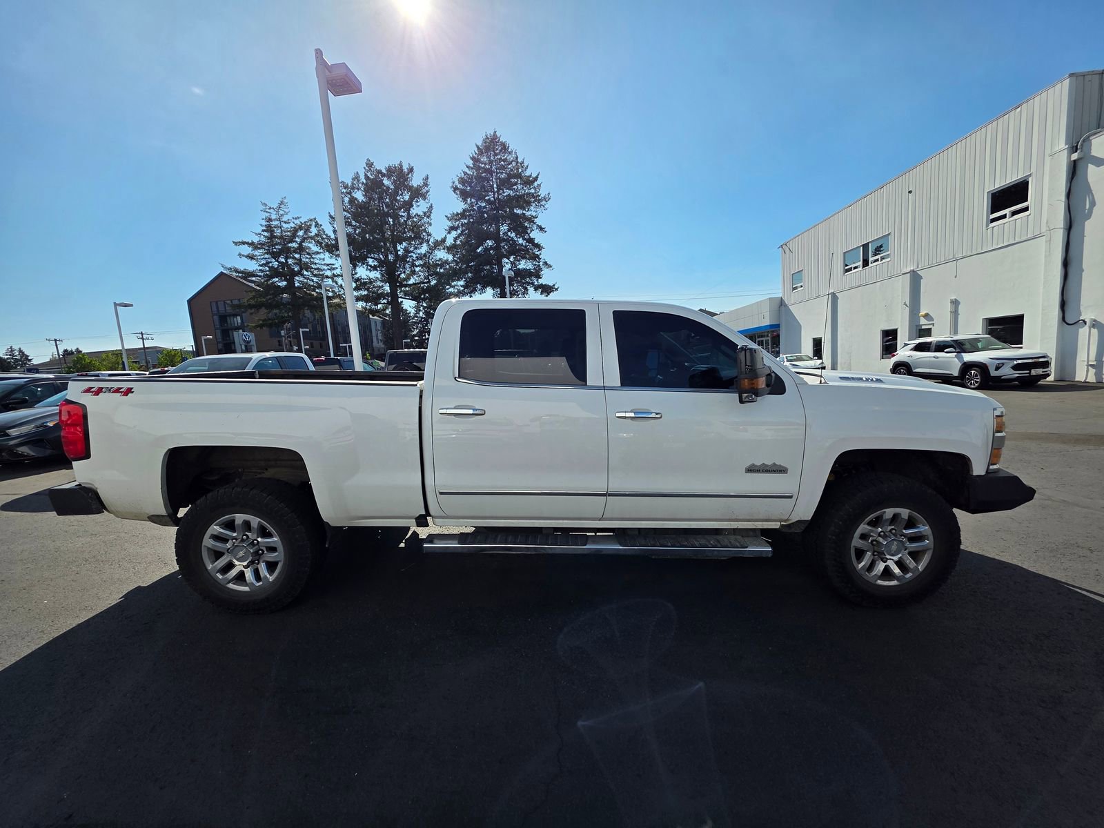 Used 2018 Chevrolet Silverado 3500 High Country w/ Duramax Plus Package AWD/4WD image 4
