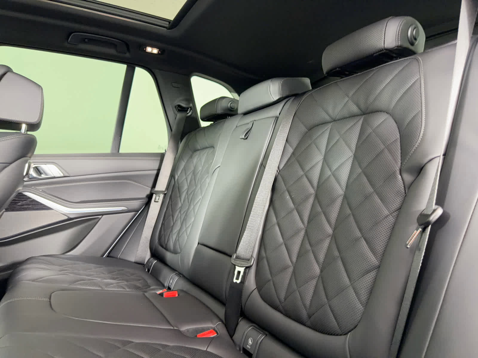 New 2026 BMW X5 xDrive50e w/ M Sport Package AWD/4WD image 16