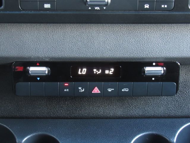 Used 2024 Mercedes-Benz Sprinter 2500 image 28