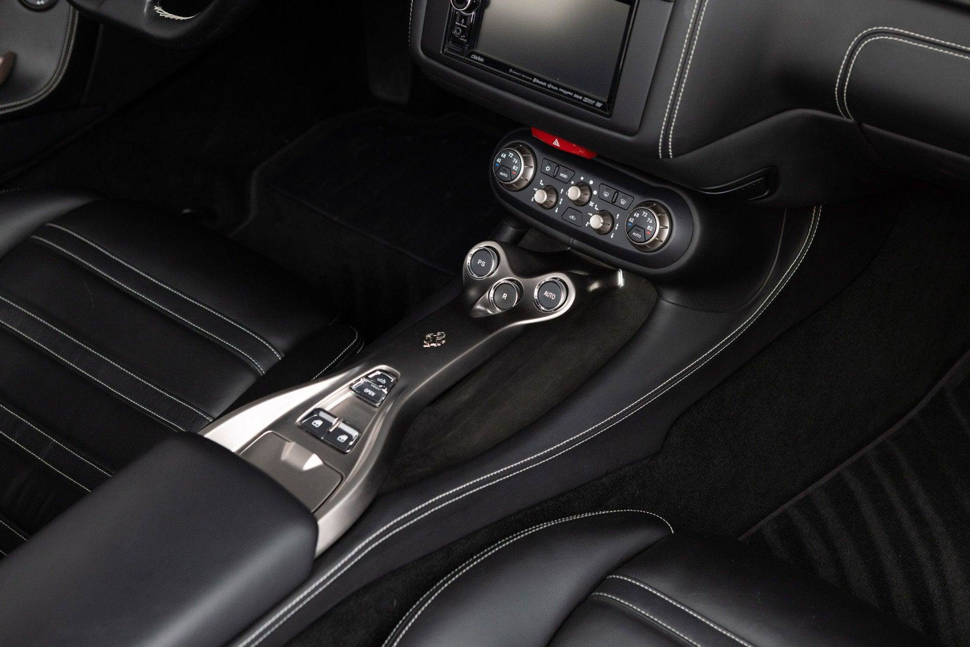 Used 2010 Ferrari California image 68