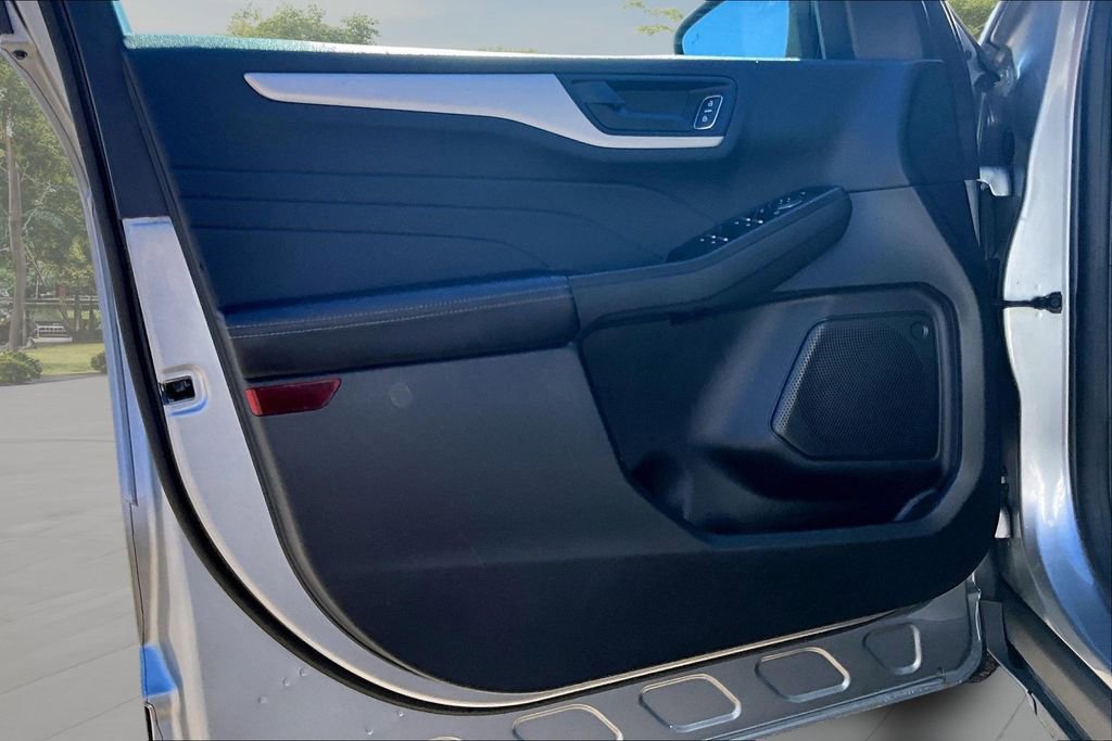 Certified 2022 Ford Escape SE w/ Cold Weather Package image 22