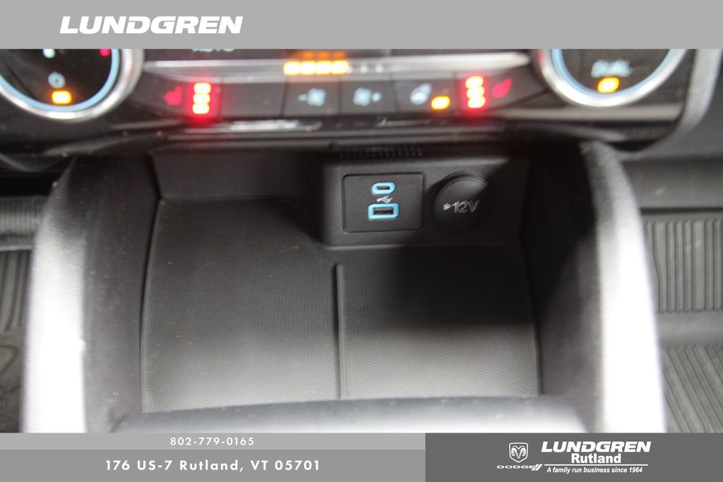 Used 2022 Ford Escape SE w/ Convenience Package image 24