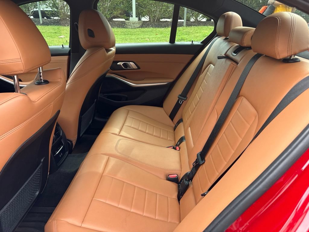Used 2021 BMW 330i Sedan w/ Premium Package RWD image 12