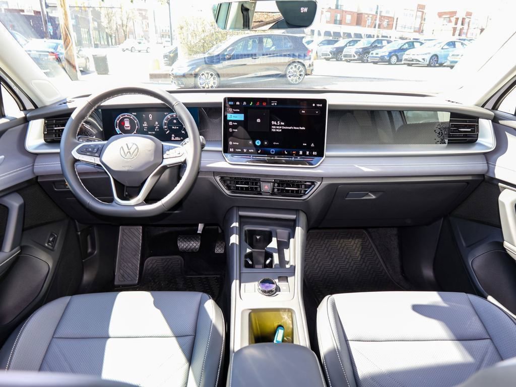 New 2026 Volkswagen Tiguan SE AWD/4WD image 17