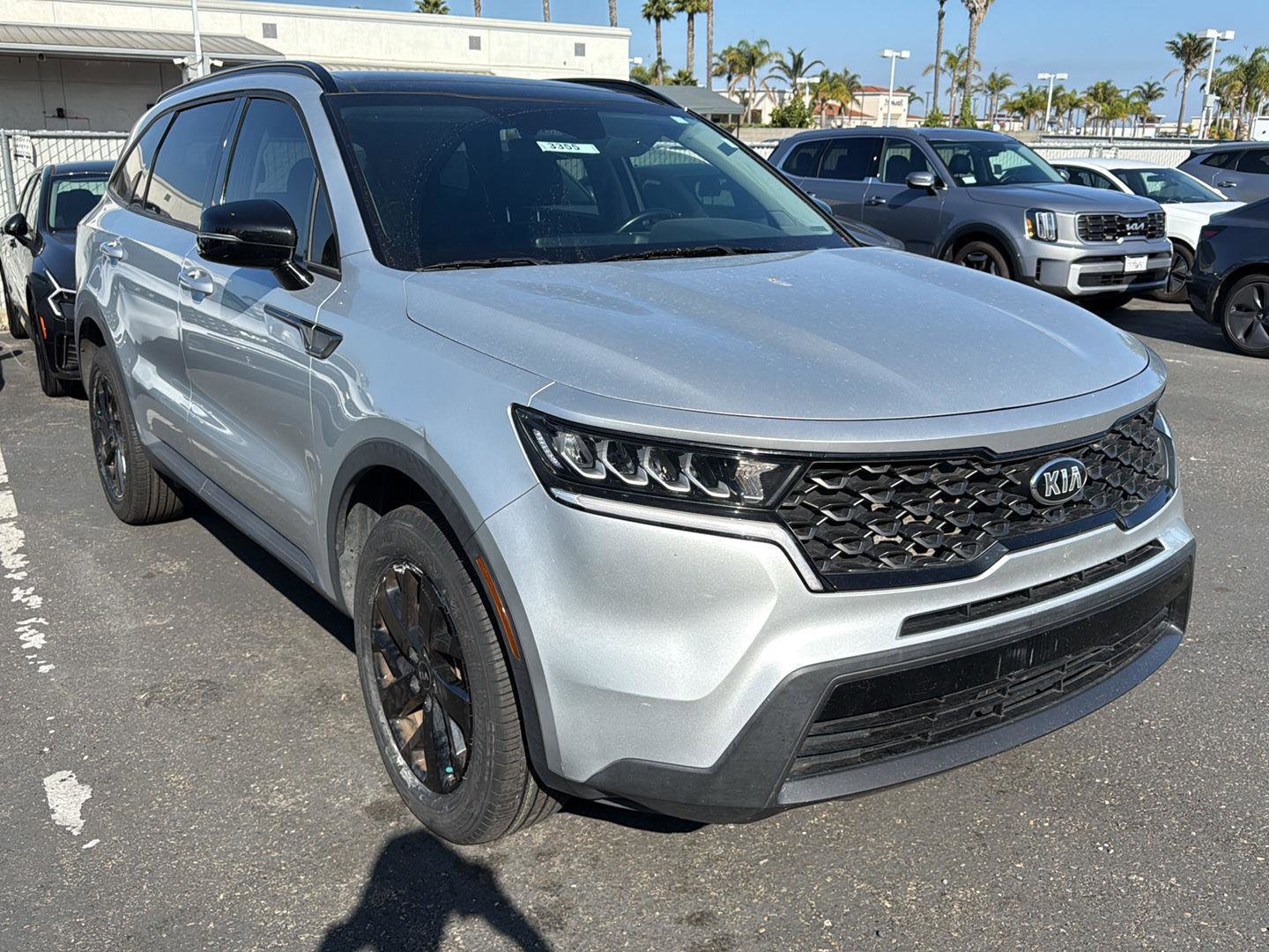 Used 2021 Kia Sorento S w/ Panoramic Sunroof Package