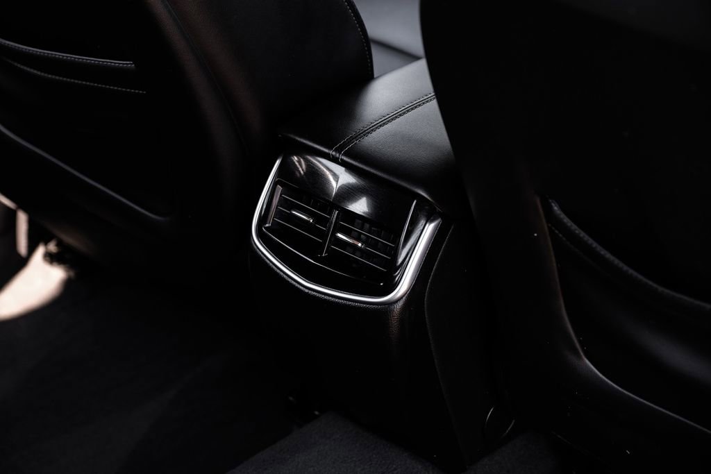 Used 2015 Cadillac XTS Limousine image 37