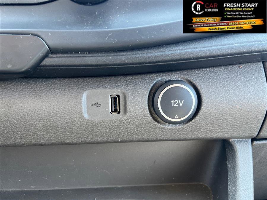 Used 2020 Ford Transit 250 Medium Roof image 14