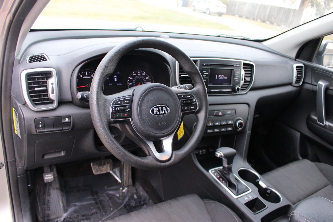 Used 2019 Kia Sportage LX image 15