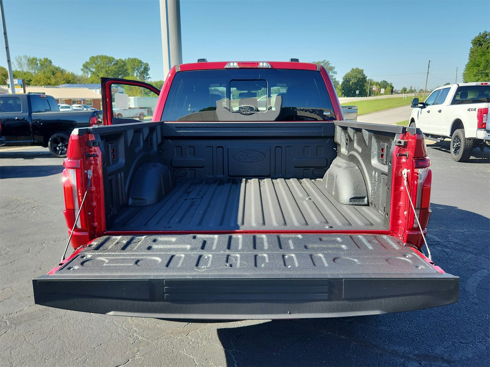 New 2025 Ford F150 Lariat w/ Equipment Group 501A Mid image 29