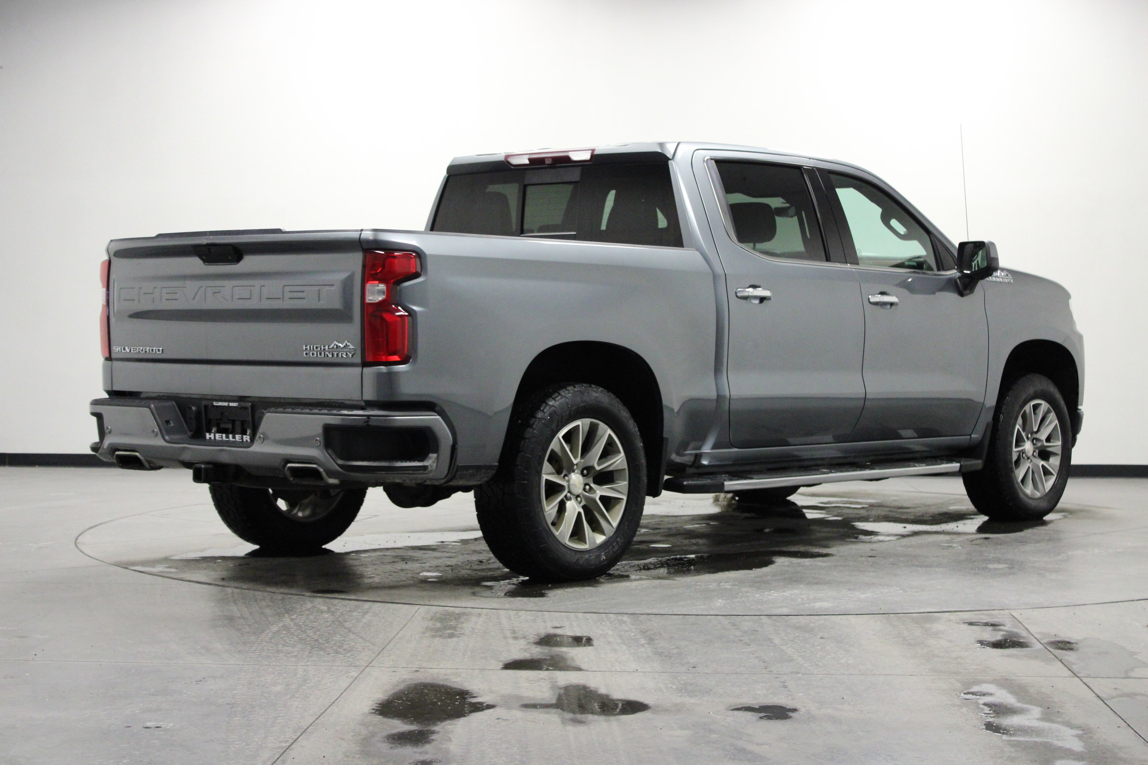 Used 2019 Chevrolet Silverado 1500 High Country image 4