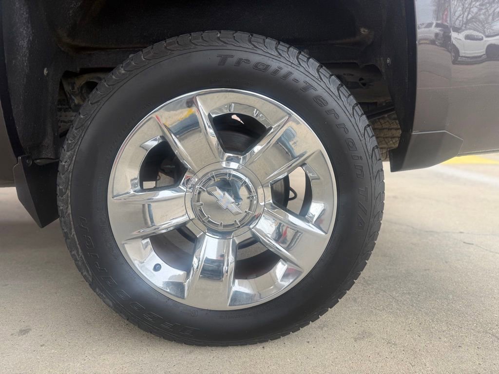 Used 2015 Chevrolet Silverado 1500 LTZ Z71 w/ LTZ Plus Package image 11