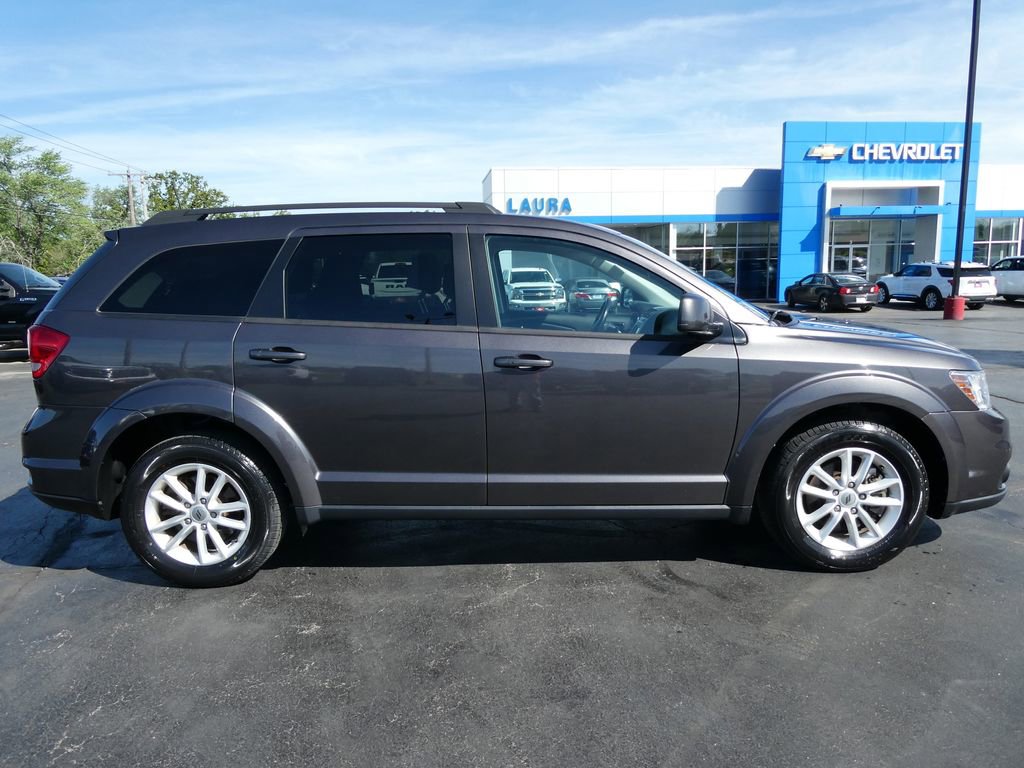 Used 2019 Dodge Journey SE w/ Premium Group FWD image 5