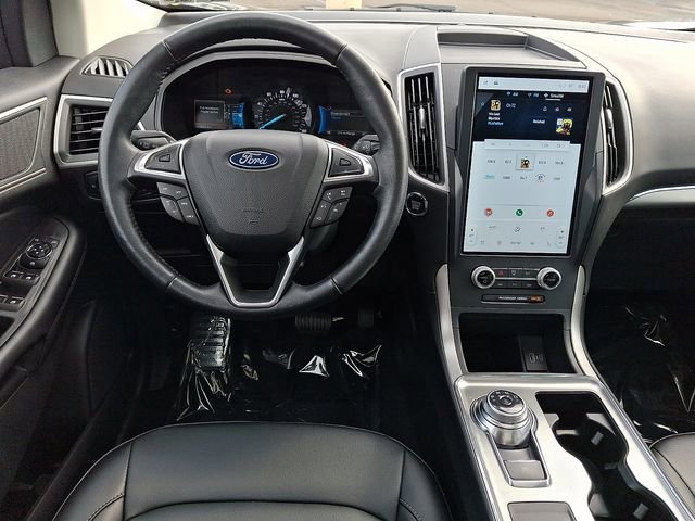 Certified 2022 Ford Edge SEL w/ Convenience Package image 11
