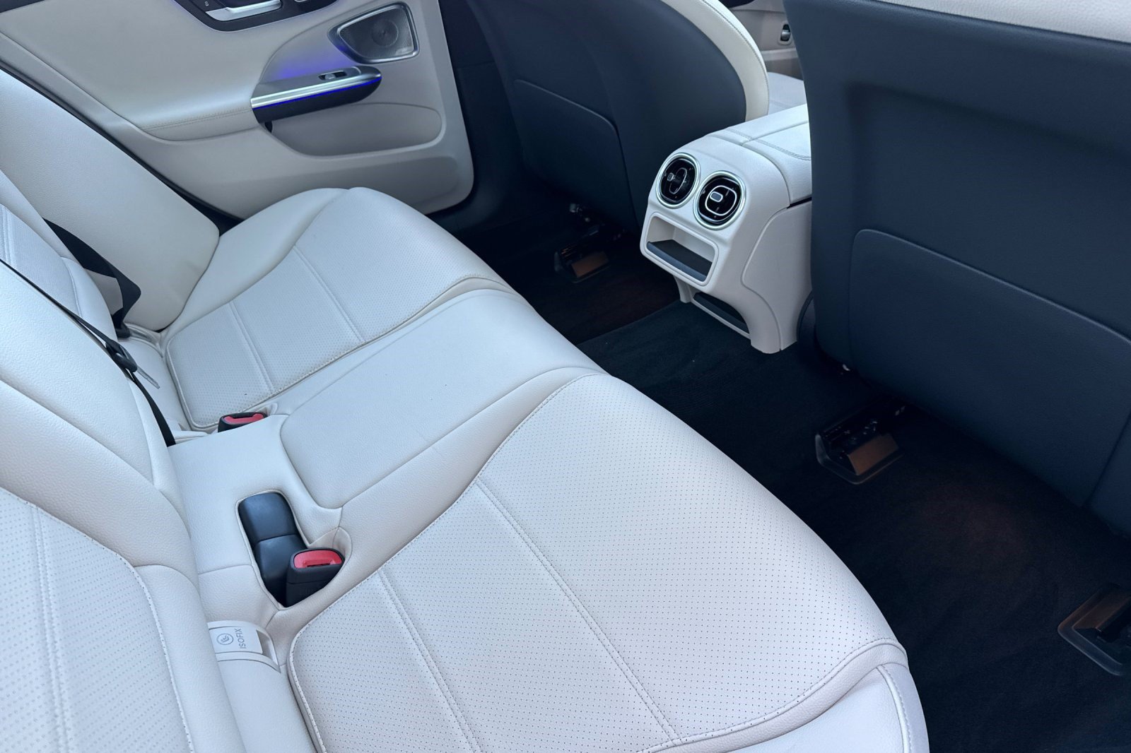Certified 2023 Mercedes-Benz C 300 Sedan image 32