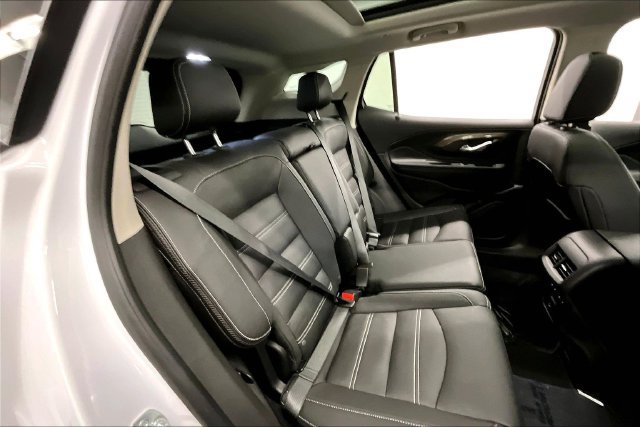 Used 2024 GMC Terrain Denali w/ Denali Premium Package AWD/4WD image 26