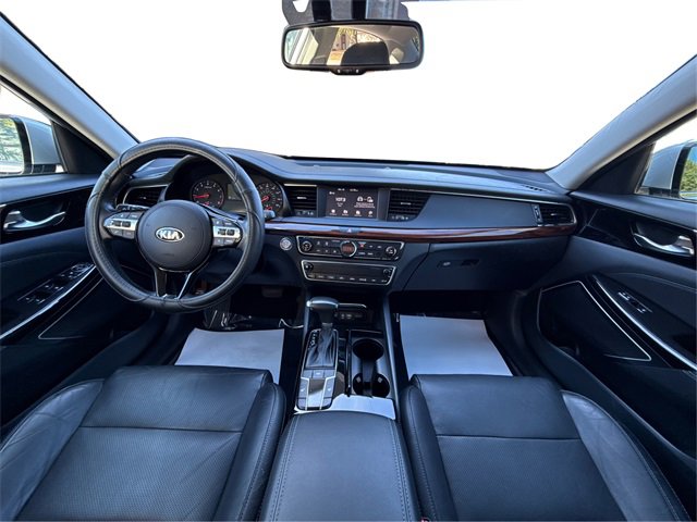 Used 2017 Kia Cadenza Premium image 28