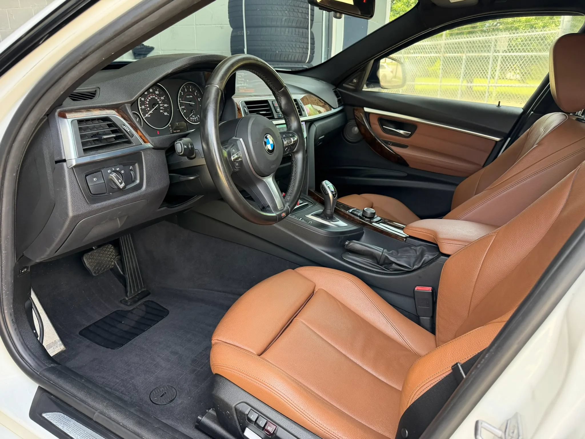 Used 2017 BMW 340i Sedan RWD image 12