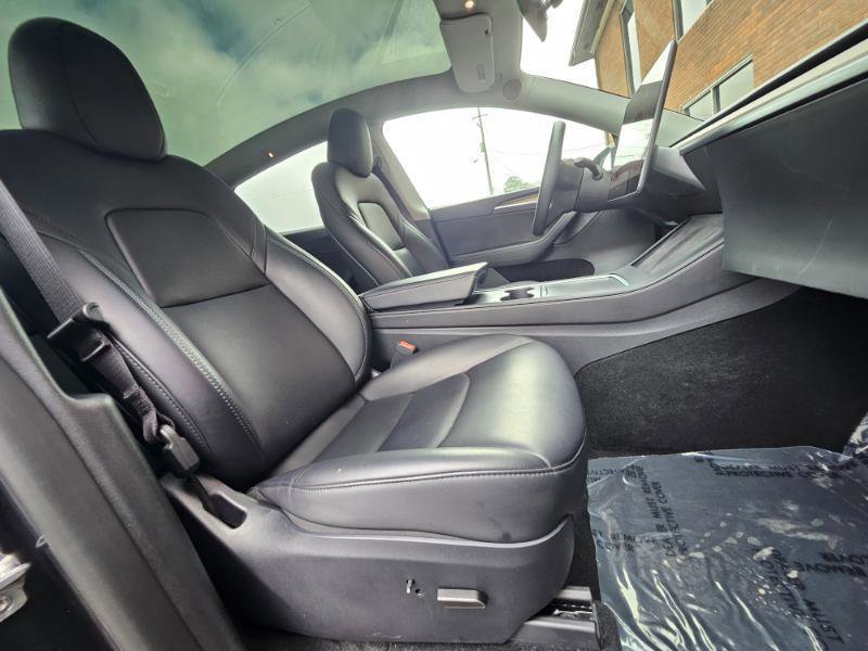 Used 2024 Tesla Model Y Long Range image 57